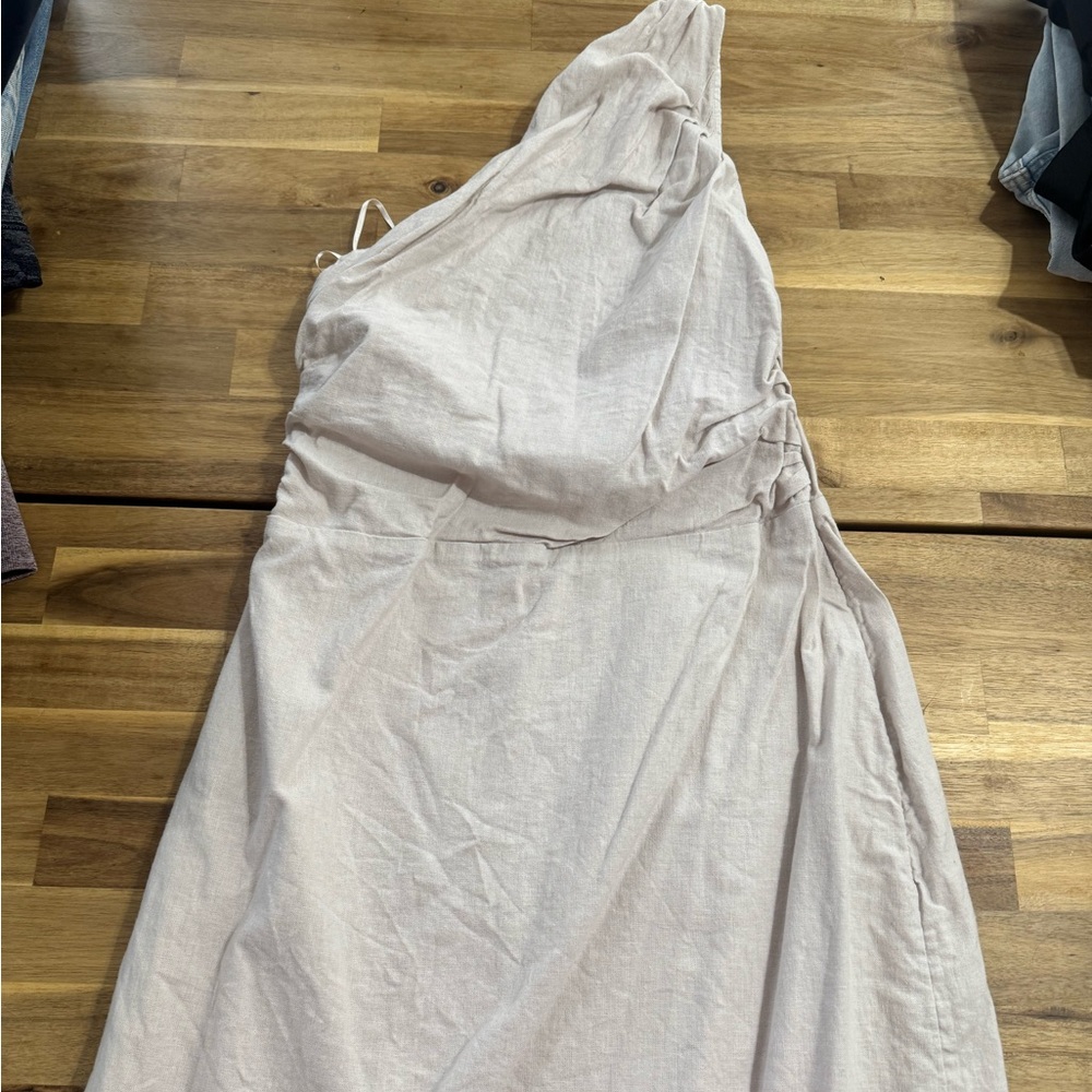 Abercrombie & Fitch Light Beige One-Shoulder Dress